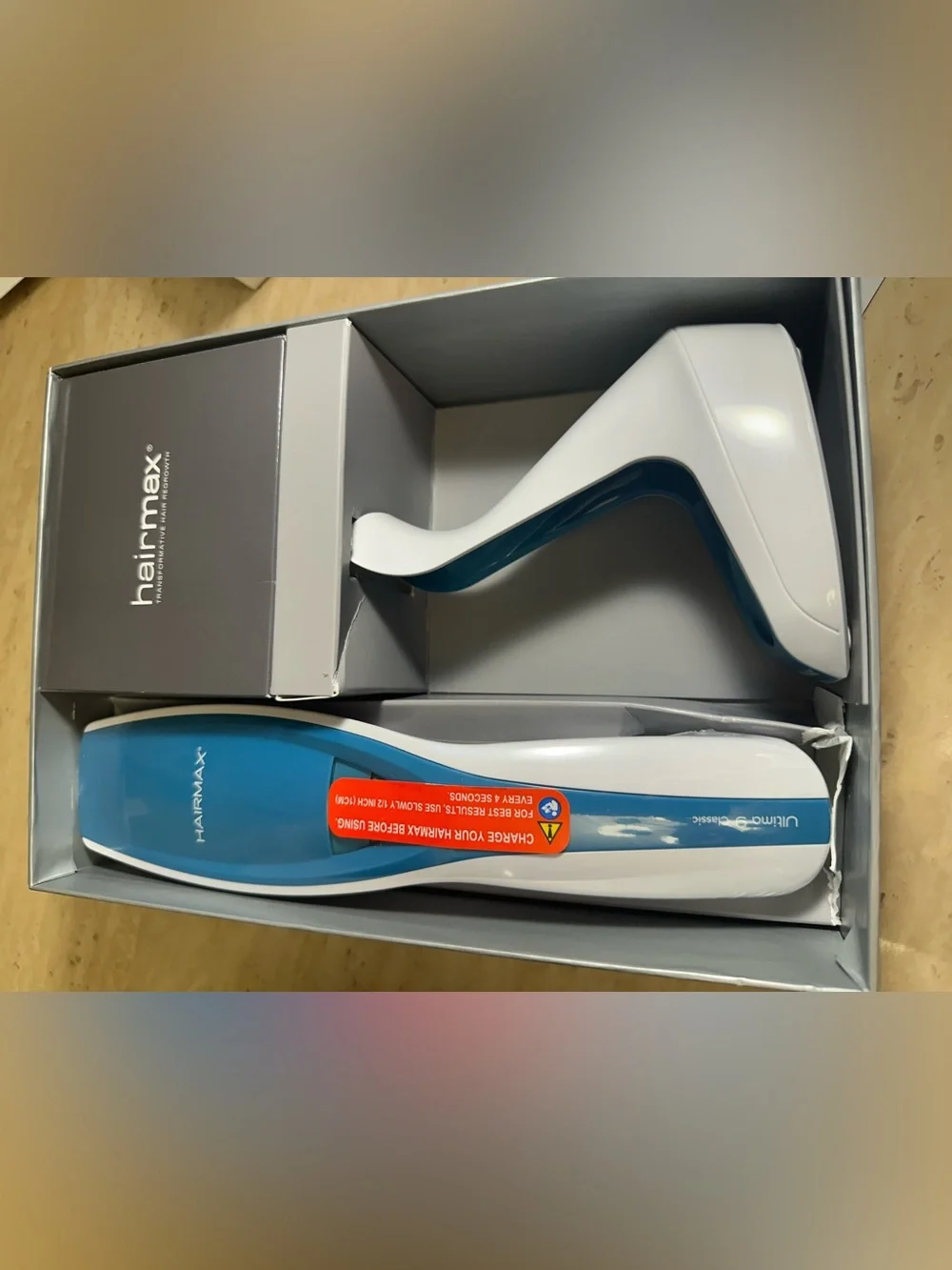 HairMax Ultima 9 Classic Hair Growth LaserComb – Proven SEALED
